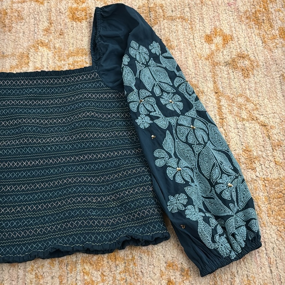 Anthropologie Floral Embroidered Smocked Puff Sleeve Top Turquoise Green Size L - Picture 4 of 9
